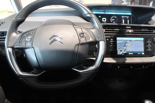 Citroen GRAND C4 PICASSO 1.2 PureTech Business 7P! Camera, Parkeerassistent, trekhaak, Apple carplay Climate,Cruisecontrol, Trekhaak.
