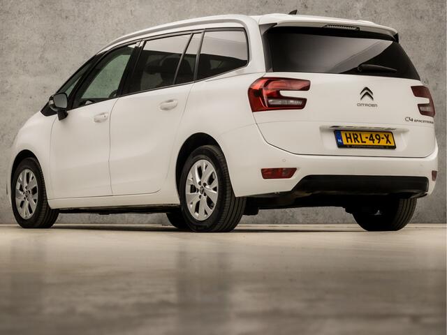 Citroen GRAND C4 PICASSO SpaceTourer 1.2 PureTech Sport 7 Persoons (APPLE CARPLAY, GROOT NAVI, GETINT GLAS, SPORTSTOELEN, PARKEERSENSOREN, CRUISE, DAB+, NIEUWE APK, NIEUWSTAAT)