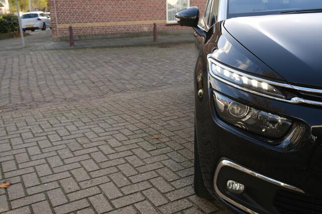 Citroen GRAND C4 PICASSO e-THP Shine Automaat-6 Trekhaak | All Wheater banden | Adapt cruise etc
