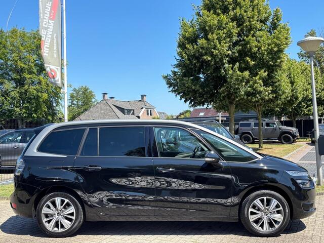 Citroen GRAND C4 PICASSO 1.2 Zwart 2016 7-Persoons Trekhaak