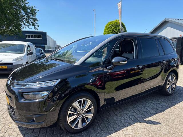 Citroen GRAND C4 PICASSO 1.2 Zwart 2016 7-Persoons Trekhaak