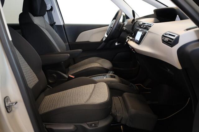 Citroen GRAND C4 PICASSO PT Feel 130 | Carplay | Lichtmetaal | Massage |