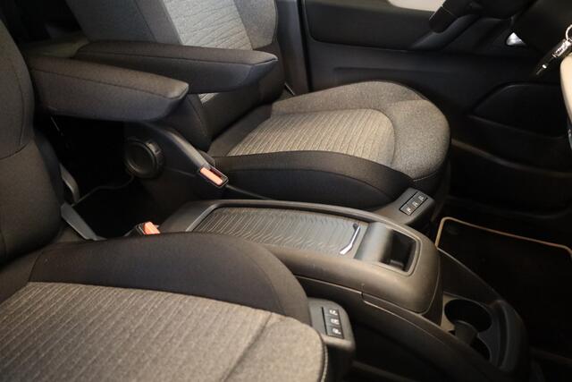 Citroen GRAND C4 PICASSO PT Feel 130 | Carplay | Lichtmetaal | Massage |