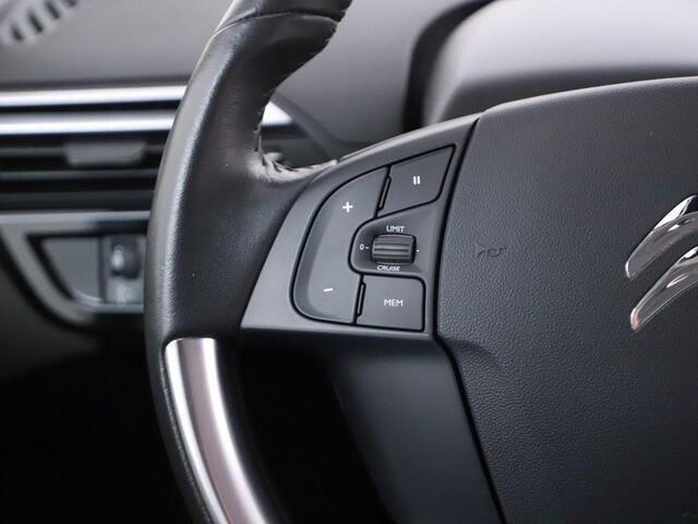 Citroen GRAND C4 PICASSO SpaceTourer 1.2T 130pk Business 7 Persoons Camera/Nav /Trekhaak/Dakkoffer/Winterpakket/Comfortstoelen/Pano.ruit