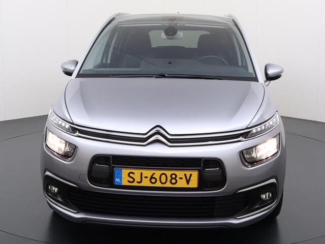 Citroen GRAND C4 PICASSO 1.2 PureTech Feel | Apple Carplay/Android Auto | Camera | 17" Lichtmetalen velgen | Trekhaak