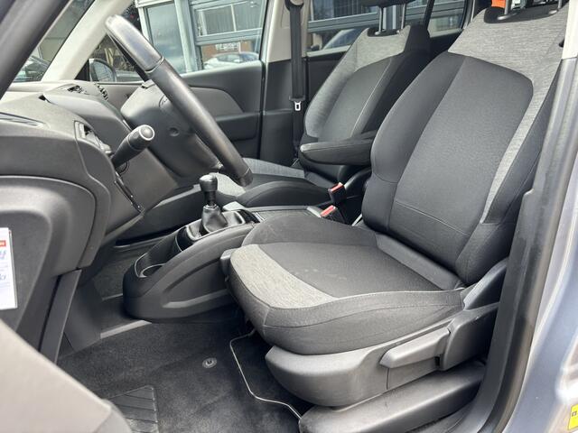 Citroen GRAND C4 PICASSO SpaceTourer 1.2 PureTech Business / Applecarplay/AndroidAuto / Camera / NL Auto / 7persoons /