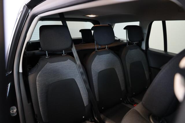 Citroen GRAND C4 PICASSO PT 130 Business Automaat-8 Camera | Sensoren | Navigatie