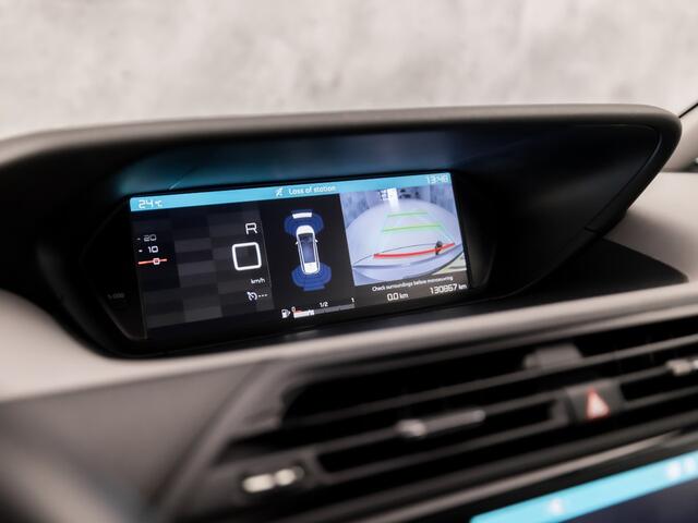 Citroen GRAND C4 PICASSO SpaceTourer 1.2 PureTech Sport 7 Persoons Automaat (ORG NL, TREKHAAK, APPLE CARPLAY, GROOT NAVI, GETINT GLAS, TREKHAAK, SPORTSTOELEN, CAMERA, CRUISE, NIEUWE APK, NIEUWSTAAT)