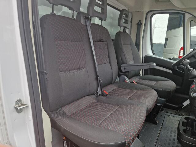 Citroen JUMPER 35 2.2 BlueHDi 165 L4 schade meubelbak camera cruise airco 3-pers euro6 4.04 wielbasis laadklep
