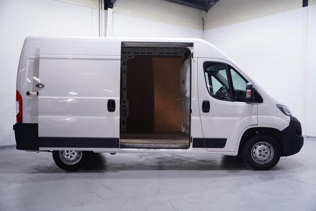 Citroen JUMPER 2.0 BlueHDi 130 pk L2H2 Airco v.a. 279,- p/mnd Cruise control, PDC achter, Slechts 83 dkm, 3-Zits