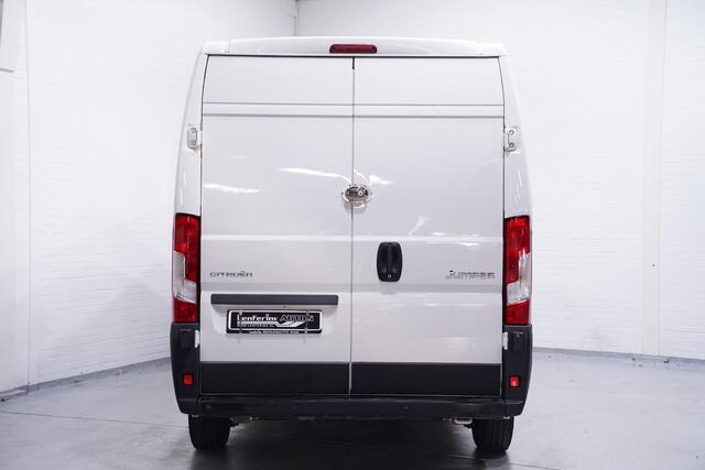 Citroen JUMPER 2.0 BlueHDi 130 pk L2H2 Airco v.a. 279,- p/mnd Cruise control, PDC achter, Slechts 83 dkm, 3-Zits