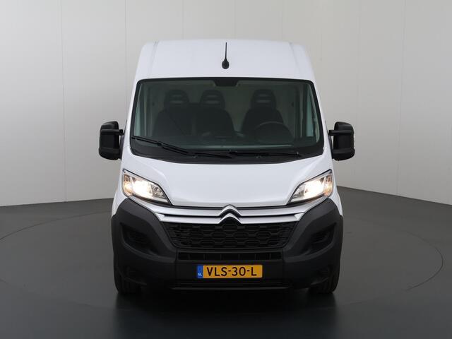 Citroen JUMPER 35 | 2.2 BlueHDi | 140 PK | L2 H2 | Club | Cruise Control | Airco | DAB + | 3-Zits | Betimmerde Laadruimte | 1e Eigenaar
