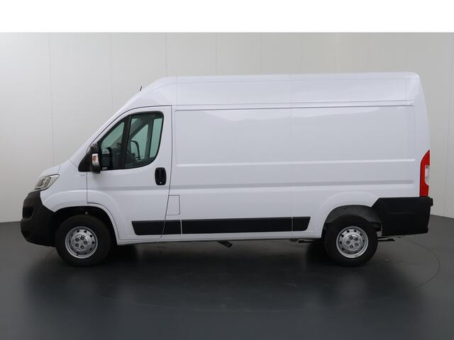 Citroen JUMPER 35 | 2.2 BlueHDi | 140 PK | L2 H2 | Club | Cruise Control | Airco | DAB + | 3-Zits | Betimmerde Laadruimte | 1e Eigenaar