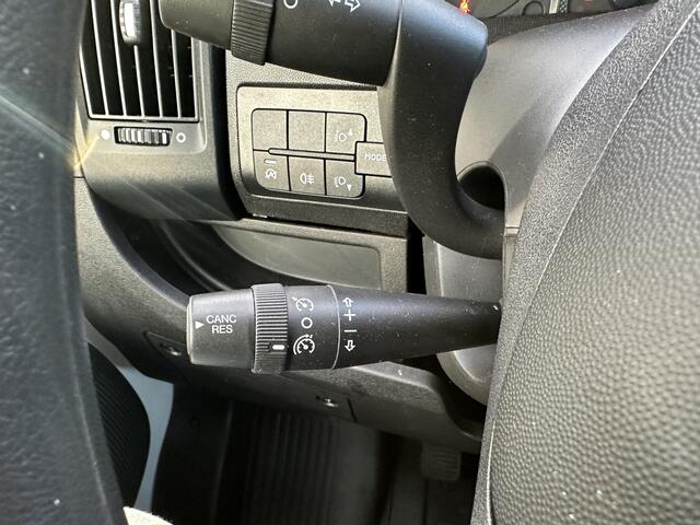 Citroen JUMPER 2.2 BlueHDi 140 PK / L1H1 / 1e EIG. / 2.5T TREKHAAK / CAMERA / CRUISE / AIRCO / NAVIGATIE