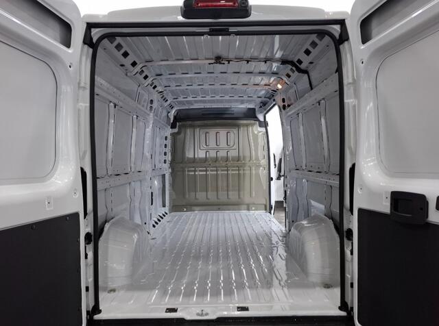 Citroen JUMPER 2.2 BlueHDi 140 S&S L2H2 3.5t Automaat uit voorraad leverbaar! Navigatie, Camera, Parkeersensoren
