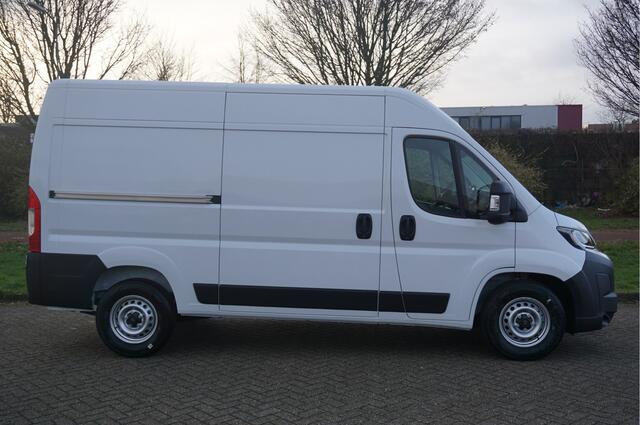 Citroen JUMPER 35 2.2 140PK EAT8 Automaat L2H2 BPM VRIJ!! 10" Navi, Clima, 360º Camera, LED, 270º Deur!! NR. 949