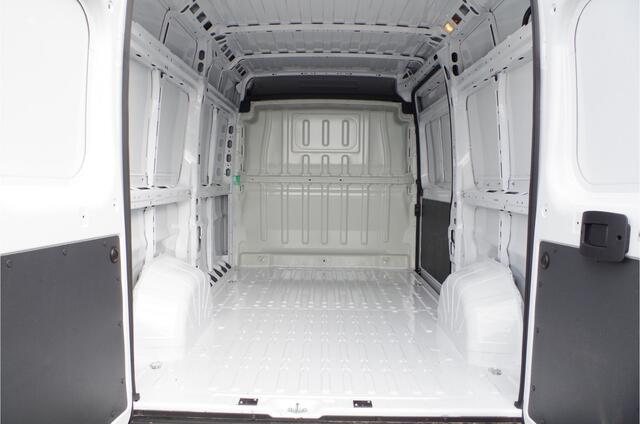 Citroen JUMPER 2.2 BlueHDi 140pk L2H2 Zwaar 3.5t > BPM vrij/voorraad actie!/trekhaak/camera/navi/cruise...