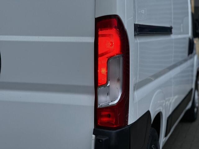 Citroen JUMPER 30 2.0 BlueHDi L2H2 Economy | Airco | Cruise Control | Parkeercamera | Armsteun | Elektrische buitenspiegels |