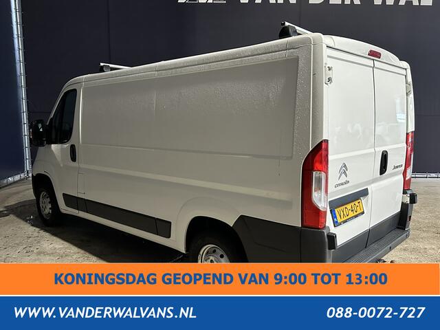 Citroen JUMPER 2.0 BlueHDi 131pk L2H1 Euro6 Airco | 2500kg Trekhaak | Dakdragers | LED Parkeersensoren, Bijrijdersbank, Bluetooth telefoonvoorbereiding