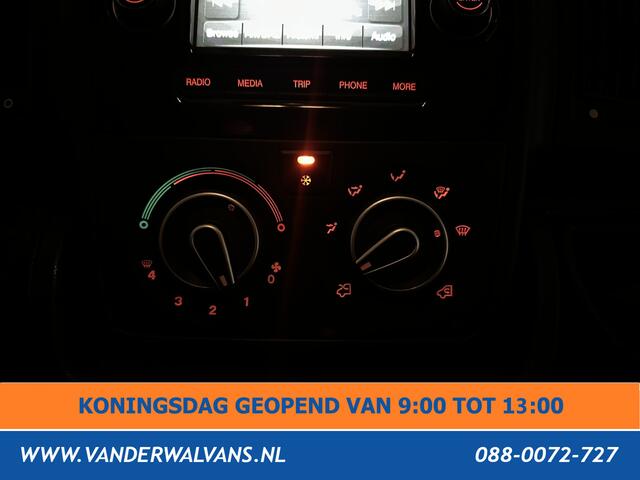 Citroen JUMPER 2.0 BlueHDi 131pk L2H1 Euro6 Airco | 2500kg Trekhaak | Dakdragers | LED Parkeersensoren, Bijrijdersbank, Bluetooth telefoonvoorbereiding