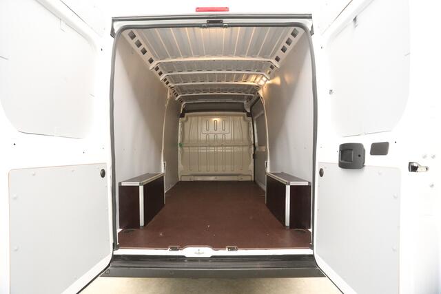 Citroen JUMPER 435 L3H2 75 kWh | GRATIS E-Step! | BPM VRIJ | Elektrisch | EMISSIEVRIJE ZONE | 3000KG Airco Cruise Parkeersensoren 3 Persoons