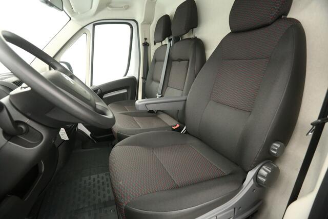 Citroen JUMPER 435 L3H2 75 kWh | GRATIS E-Step! | BPM VRIJ | Elektrisch | EMISSIEVRIJE ZONE | 3000KG Airco Cruise Parkeersensoren 3 Persoons