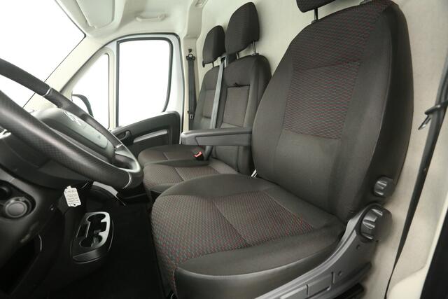 Citroen JUMPER 2.2 BlueHDi L2H2 | MARGE! | 140PK Airco Cruise Navigatie 3 Persoons PDC Bluetooth Elektrpakket Schuifdeur