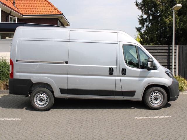 Citroen JUMPER 2.2 BlueHDi 140PK L2H2 3.5t EAT8 Automaat Navigatie, Achteruitrijcamera, Trekhaak, Climate Control, Apple Carplay, Android Auto