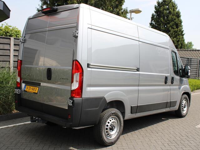Citroen JUMPER 2.2 BlueHDi 140PK L2H2 3.5t EAT8 Automaat Navigatie, Achteruitrijcamera, Trekhaak, Climate Control, Apple Carplay, Android Auto