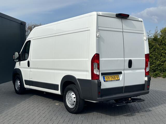 Citroen JUMPER 35 2.2 HDI 130 PK / L2H2 / AIRCO / NAVI / CAMERA / 3 TONS TREKHAAK / 3 - ZITS / BLUETOOTH