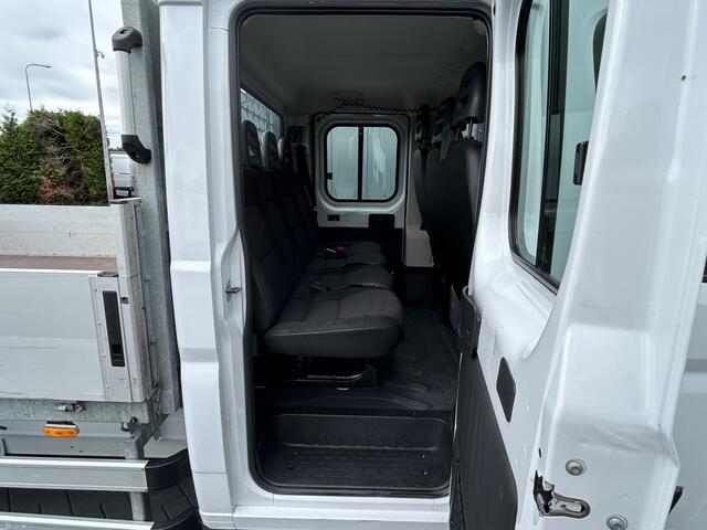 Citroen JUMPER 2.2 140 PK EURO 6 / PICK UP / OPEN LAADBAK / 1e EIG. / 40.591 KM !! / 7 PERS. DUBBEL CABINE / 2.5 TONS TREKHAAK / PARKEER SENSOREN