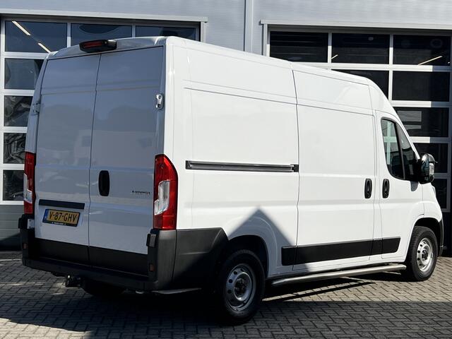 Citroen JUMPER 2.2 BlueHDi 120 S&S L2H2 3.0t | Trekhaak | Achteruitrijcamera + PDC Voor en Achter | Cruise Control | Airco | Camerabeeld in Binnenspiegel |