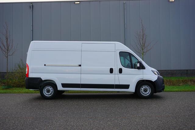 Citroen JUMPER 2.2 BlueHDi 140 L3H2 3.5t Automaat |Topstaat |Camera |Cruise |Navi |Groot scherm |2e Airbag |Trekhaak |Betimmering |Parkeersensoren |1e eigenaar |3500 KG |BPM voordeel!