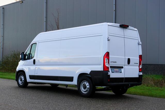 Citroen JUMPER 2.2 BlueHDi 140 L3H2 3.5t Automaat |Topstaat |Camera |Cruise |Navi |Groot scherm |2e Airbag |Trekhaak |Betimmering |Parkeersensoren |1e eigenaar |3500 KG |BPM voordeel!
