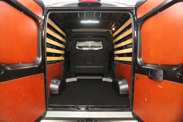 Citroen JUMPER 30 2.2 BlueHDi L2H2 | DC | Airco | Camera | Cruise | 2500kg | Trekh. | Navigatie