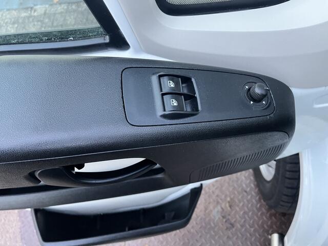 Citroen JUMPER 35 2.0 BlueHDi DC Euro 6 Kipper Kieper Trekhaak 2500 kg trekgewicht 7-Persoons Telefoonverbinding 1e eigenaar open laadbak Pick-up P-up