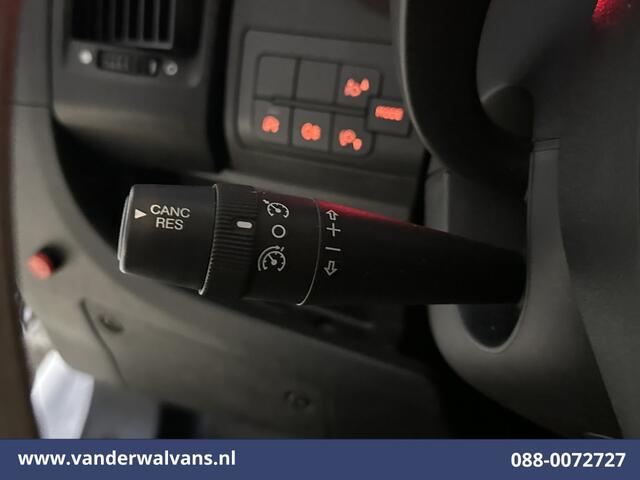 Citroen JUMPER 2.2 BlueHDi 141pk Bakwagen Laadklep Euro6 Airco | 1015kg laadvermogen | Cruisecontrol Bijrijdersbank.