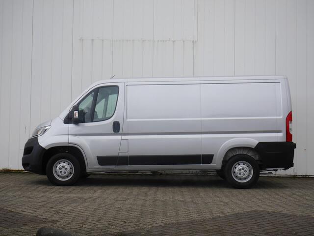 Citroen JUMPER 33 2.2 BlueHDi 165 L2H1 Club 165 Pk | Navigatie | Trekhaak | Camera Achter | Cruise Control | Airco | 2-Zits | Inhaalsensor