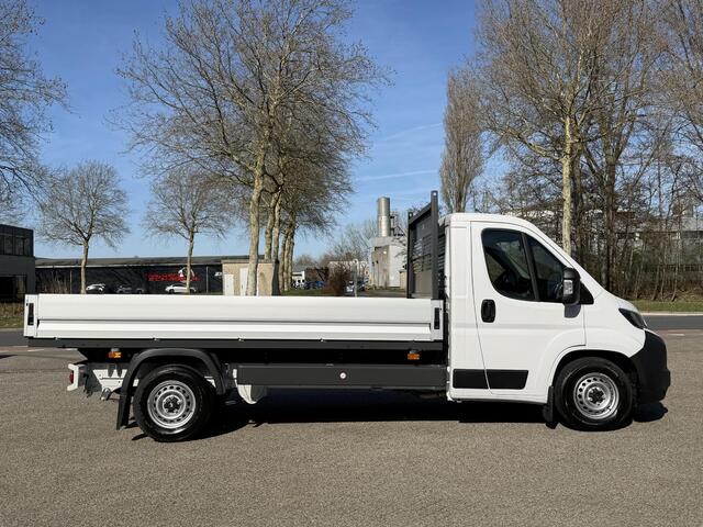Citroen JUMPER ë-Jumper L3 Pick-up 3.5t Zwaar 110 kWh | NAVI | Multimediascherm groot | Apple Carplay | Android Auto | Achteruitrijcamera | Parkeersensoren achter | Bestuurdersstoel comfort met armsteun | Bank voorpassagiers | van ¤56.430 voor ¤43.195 ex. BTW rijklaar |