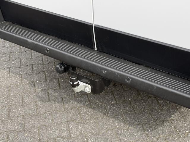 Citroen JUMPER 35 2.2 BlueHDi 140 L2H2 Club DC Betimmering / 6p / Navi / Camera / Trekhaak / Carplay