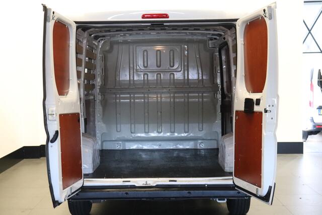 Citroen JUMPER 2.2 BlueHDi 120PK L1H1 EURO 6 - Airco - Cruise - PDC - ¤14.900,- Excl.