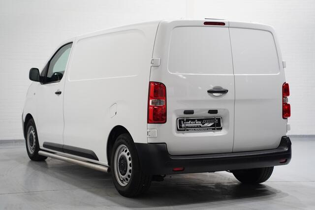 Citroen JUMPY 1.5 HDI 120 pk L2H1 Airco, Navi, Cruise Control Laadruimte Pakket, PDC achter, Sidebars, 3-Zits