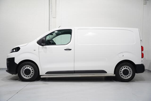 Citroen JUMPY 1.5 HDI 120 pk L2H1 Airco, Navi, Cruise Control Laadruimte Pakket, PDC achter, Sidebars, 3-Zits