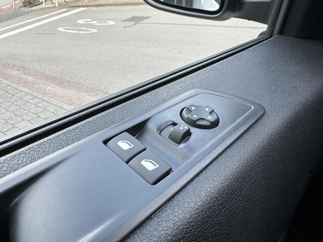 Citroen JUMPY 2.0 BlueHDI 145 pk L2 All-in prijs Navi/Parkeer sens/Airco/2300kg trekgewicht