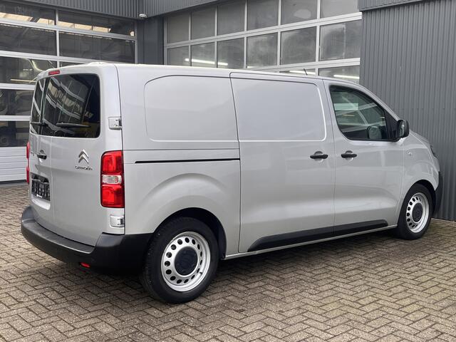 Citroen JUMPY 1.6 BlueHDI 115pk Btw en Bpm vrij Airco Cruise control Schuifdeur Navigatie Telefoonvoorbereiding Parkeersensoren achter Apple carplay Euro 6 Navigatiesysteem 2-Persoons Bestel