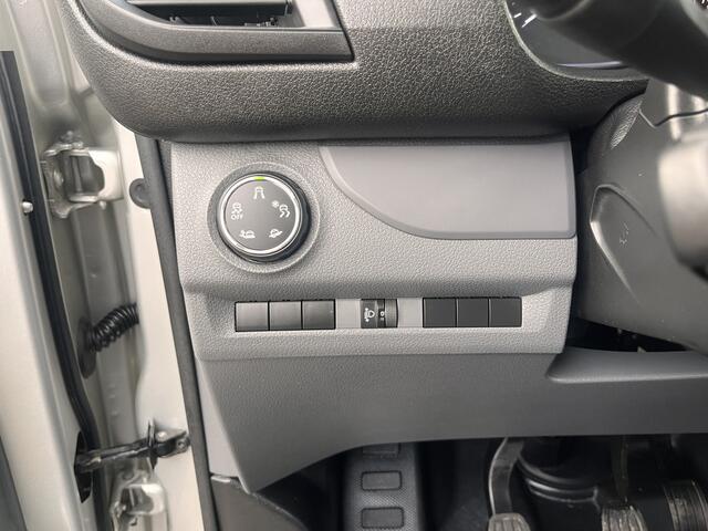 Citroen JUMPY 1.6 BlueHDI 115pk Btw en Bpm vrij Airco Cruise control Schuifdeur Navigatie Telefoonvoorbereiding Parkeersensoren achter Apple carplay Euro 6 Navigatiesysteem 2-Persoons Bestel