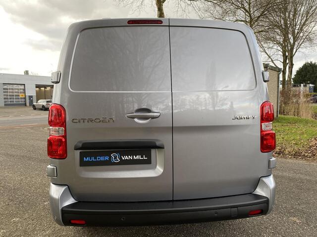 Citroen JUMPY L3 DC 2.0D 180 PK EAT8 | GEEN BPM | Dubbele Cabine | 8-traps automaat | Dubbele schuifdeur | 5-zits | NAVI | Multimedia | Apple CarPlay / Android Auto | Achteruitrijcamera | Parkeersensoren achter | Digitale cockpit | Elektrisch inklapbare spiegels | Mis