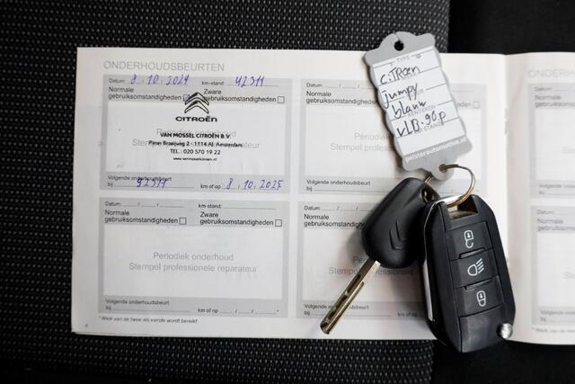 Citroen JUMPY 2.0 BlueHDI 120pk Automaat Lang Club D.C. Airco/Inrichting 07-2021
