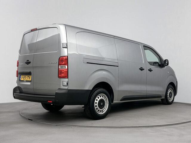 Citroen JUMPY 2.0 180 pk Automaat Long | BPM VRIJ!! | Navigatie | Camera | Vloerplaat | 3-zits | AppleCarPlay/AndroidAuto |