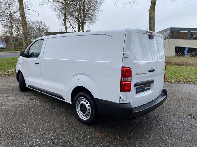 Citroen JUMPY L3 2.0 BlueHDI 180pk EAT8 AUTOMAAT | GEEN BPM | Multimedia | NAVI | Apple Carplay | Android Auto | Parkeersensoren achter | Multifunctioneel stuurwiel | Elektrisch inklapbare spiegels | Bestuurdersstoel comfort | Bank voorpassagiers | Doorlaadluik